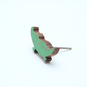 Poignées de tiroir en bois vert modernes faites à la main en forme de crocodile pour commodes d'enfants, multicolores, durables, installation facile - Product Image 1