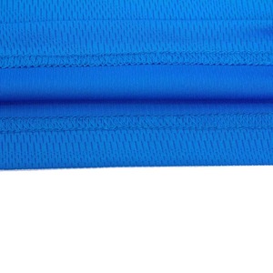 Ensemble Maillot et Short de Basketball Personnalisé Bleu Royal pour Homme – Impression par Transfert Thermique, Détail Camouflage sur l'Épaule, Respirant, Idéal Été - Product Image 5