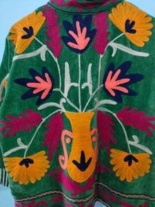 Colección Exclusiva: Chaqueta de Terciopelo con Bordado Suzani, Diseño de Florero, Estilo Boho, Manga Larga, Cuello Mandarín, Blazer de Invierno - Product Image 6