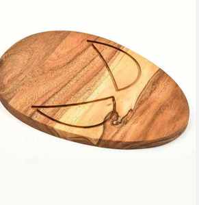 Planche à découper rectangulaire en bois massif de haute qualité, personnalisée, durable, résistante au lave-vaisselle, pour usage en cuisine, unique - Product Image 4