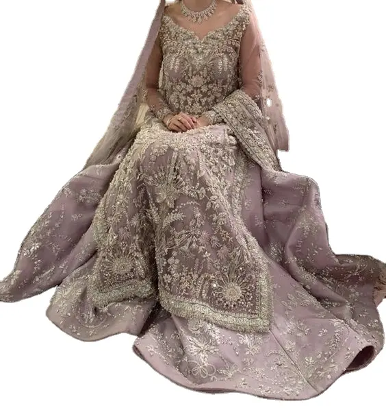 NEWLY INDIAN/PAKISTANI DESIGN BEAUTIFUL EMBROIDERY ON BRIDAL LONG KAMEEZ ,LEHENGA DRESS Embellished ZARI work for Wedding 2022