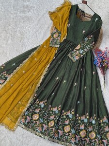 Women's Pure Silk Reversible Quick Dry Wrinkle Free Gown Fully Heavy Pipe Sequins Zari Thread Embroidered Work Party - Product Image 5