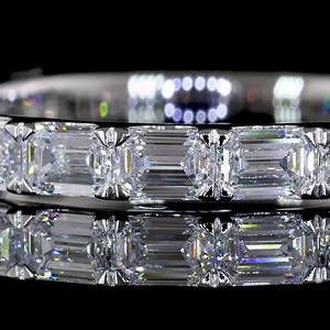 Anillo de Compromiso y Matrimonio con Diamante Cultivado en Laboratorio, Corte Esmeralda, en Oro de 10K, 14K, 18K, Plata 925, 935, de Lujo - Product Image 2