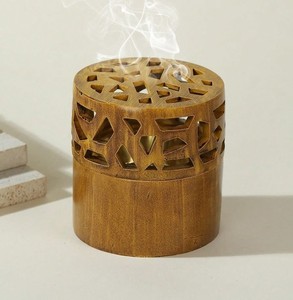 Round Wood Incense Burner Carved Bakhoor Holder <b>Oud</b> Charcoal Censer Eid Gifting Fragrance <b>Diffuser</b> Middle Eastern HomeDecoration - Product Image 1