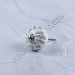 Boutons modernes en céramique bleue avec motifs géométriques Axiom Home Accents Poignées de tiroir décoratives pour commodes de cuisine et de chambre à coucher - Product Image 6