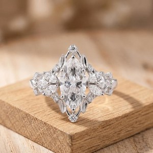 Bague de fiançailles en or massif 10K 14K 18K avec diamant de laboratoire certifié IGI, couleurs DEF, clarté VS VVS, taille marquise et ronde, vente en gros - Product Image 2