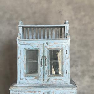 Meilleure collection d'armoires en bois vieilli avec vitrine, art himalayen antique - Product Image 3