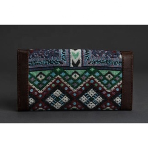 กระเป๋าคลัทช์ของผู้หญิงแบบรีไซเคิลทำด้วยมือแท้กระเป๋าสตางค์หนังขนสัตว์หนังหนาสีรุ้งทรงหนากระเป๋าใส่บัตร ATM - Product Image 2