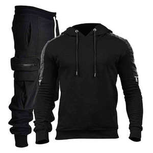 Ensemble survêtement décontracté pour homme, sweat à capuche noir et pantalon cargo, manches longues, couleur unie, poches latérales, respirant, poids moyen, hiver, 100% coton - Product Image 1
