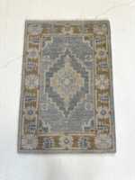 Alfombra Knots Vibrante Tejida a Mano en Turquía, Lana/Seda, Diseños Florales Modernos, Ecológica, Antideslizante, Resistente a la Suciedad, para Mascotas y Uso Comercial