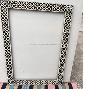 Exportador indio elegante pieza de declaración de espejo con incrustaciones de hueso talladas a mano para entrada o sala de estar disponible para la venta desde India - Product Image 2