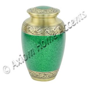 Urna de latón artesanal con artesanía detallada y acabado pulido suave para un memorial amoroso por Axiom Home Accents - Product Image 6