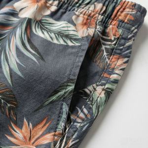 Pantalones Cortos de Playa Personalizados con Logotipo Completo para Hombre, Producto de Moda, Cintura Elástica, Estilo Casual, Sublimados, Suaves y de Secado Rápido - Product Image 5