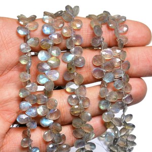Labradorita AAA+ de 5mm-10mm, facetada en forma de pera, labradorita natural con fuego azul, cuentas de piedras semipreciosas para la elaboración de joyería. - Product Image 4