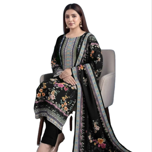 Elegante Conjunto de Traje Floral de Muselina, Corte Regular Moderno, Salwar Kameez de Diseñador, Ropa Casual Indo-Occidental para Mujer, Secado Rápido - Product Image 3