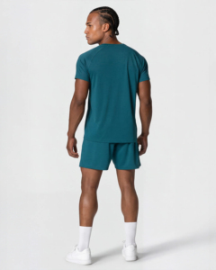 เสื้อยืดคอกลมผู้ชาย สีพื้น ผ้าโพลีเอสเตอร์ 100% ทรงปกติ ระบายอากาศได้ดี ไม่เป็นขุย สไตล์สตรีท ชุดออกกำลังกาย ODM - Product Image 6