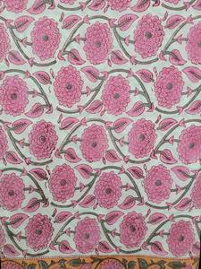 Tela de algodón india tejida a mano con estampado Mugal Butta, transpirable, ecológica, suave, ligera y ancha para costura y confección. - Product Image 4