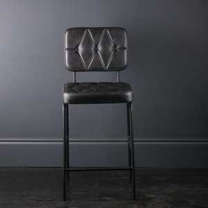 Chaise de bar Curzon en promotion – Siège rembourré noir élégant avec base en acier noir – Idéale pour la maison, les bars et les restaurants – Prix direct usine pour l'exportation - Product Image 1