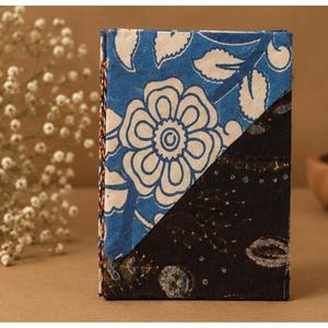 Cuaderno CRAFT HACKLE de 50 Hojas, Tela Multicolor con Estampado Floral, Tapa Dura, Libre de Ácido, 120 GSM, Encuadernación Cosida a Mano - Product Image 5