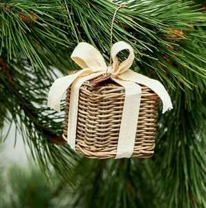 Rattan Christmas Ornaments Set Small Hanging Rustic Heart Star Reindeer Sleigh Snowflake Tree Decor - Product Image 3