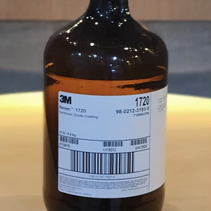 3M ™   Novec ™   Revêtement électronique de qualité 1720 USA, seau de 1 gallon/5,4 kg, protège les composants des écrans et les appareils électroniques - Product Image 1
