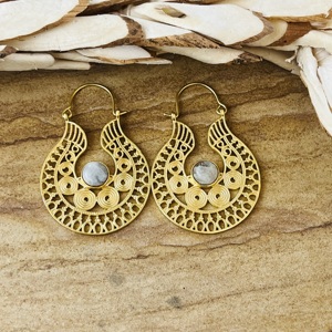 Mast Moving Pendientes de Aro Boho Mandala, Joyería Tribal de Latón para Mujer, Chapados en Oro de 18k, con Filigrana y Piedra Lunar, Venta al por Mayor/OEM/ODM - Product Image 1