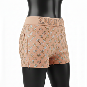 Shorts de mujer con cintura elástica, malla premium, elastano, pedrería termoadhesiva y logotipo personalizado. - Product Image 4