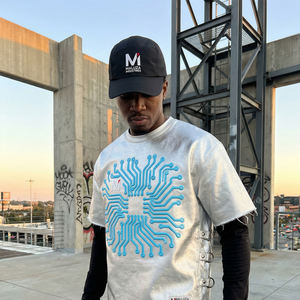 T-shirt streetwear futuriste surdimensionné à imprimé circuit, mode urbaine, coton premium, t-shirt technique MALUZA INDUSTRIES - Product Image 6