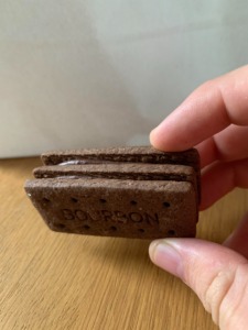 เวเฟอร์นมถั่วเหลืองบาวปังนำเข้าจากญี่ปุ่น เวเฟอร์นมถั่วเหลืองบูร์บง บูร์บง 112.8 กรัม - Product Image 5
