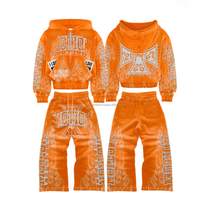 ชุดเสื้อผ้าถักนิตติ้งสำหรับผู้หญิง คอลเลคชั่นฤดูร้อน 2026 เสื้อครอปท็อปและกางเกงขาสั้นทรงโอเวอร์ไซส์ สไตล์ลำลอง ชุดเซ็ต 2 ชิ้น - Product Image 1