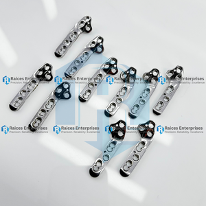 Placas de Bloqueo TPLO de Alta Calidad, Tamaño Estándar de 2.7mm, Juego de 2 Piezas, Precontorneadas, Estilo Voi 316L, para Cirugía Veterinaria en Gatos y Perros - Product Image 5