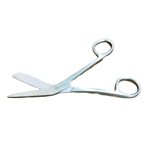 กรรไกรผ่าตัดแบบใช้ซ้ำได้ ยี่ห้อ Braun คุณภาพเยี่ยม ขนาด 6 นิ้ว ทำจากสแตนเลสสีเงิน ระดับ Class I สำหรับการผ่าตัดช่องคลอด - Product Image 6