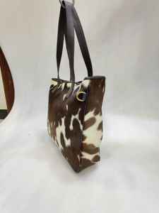 Sac fourre-tout pour femme en cuir véritable, 100% cuir véritable, fait main, couleur unie, fermeture à glissière, usage quotidien, personnalisable LTB-0440 - Product Image 3