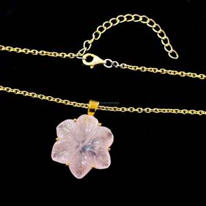 จี้รูปดอกไม้โรสควอตซ์ AAA แกะสลักด้วยมือ สร้อยคอคริสตัลรูปดอกไม้สำหรับผู้หญิง จี้พลอย งานแฮนด์เมดสำหรับทำเครื่องประดับ - Product Image 5