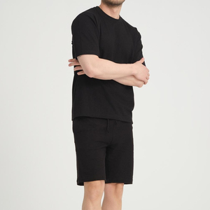 Camiseta Negra de Cuello Redondo para Hombre, Manga Corta, Color Sólido, 100% Algodón, Transpirable, Estilo Minimalista, Corte Regular, para Verano - Product Image 2