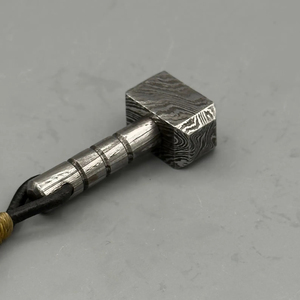 Martillo de Acero de Damasco, Diseño Tradicional Hecho a Mano, Artículo Decorativo de Colección con Mango de Madera, Patrón de Martillo de Acero Soldado - Product Image 1