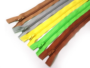 Écologique et recyclable # 3 Fermetures éclair en nylon multicolores à extrémités fermées en gros pour accessoires vestimentaires - Product Image 3