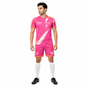 Conjunto de Uniforme de Entrenamiento de Fútbol para Equipos y Clubes, Camiseta y Pantalones Cortos, Tela de Alto Rendimiento para Mayor Comodidad y Larga Duración - Product Image 2