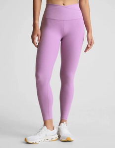 Conjuntos de 2 piezas para mujer OEM de pétalos de lila, los más vendidos, leggings de cintura alta midi para mujer, nuevos, sin costuras externas, cintura natural. - Product Image 3