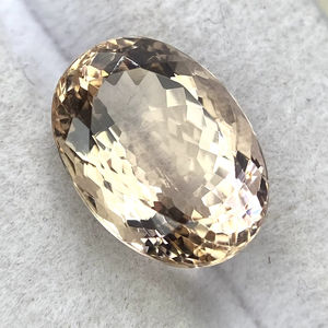 Piedra de Morganita Natural Certificada, Corte Ovalado, con Excelente Color y Brillo, Beryl Natural de 5.72 Quilates, Limpia con Lupa - Product Image 1