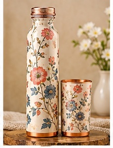Botella de Agua Metálica con Diseño Floral Mandala Bohemio Étnico, Tapa de Cobre, Aislada y Portátil - Product Image 4