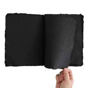 Grand carnet d'art artisanal, pages noires, cahier de croquis en coton, livre de dessin vierge, cadeau écologique pour artiste - Product Image 3