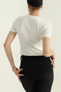 Camiseta personalizada lisa, informal, de manga corta y duradera para mujer, camiseta con logotipo personalizado para mujer, tela de alta calidad, camiseta para mujer - Product Image 3