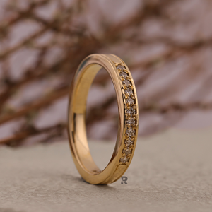 Bague de mariage demi-éternité minimaliste en diamant de laboratoire 14K 18K, sertie en grain, pour femme, bijoux fins, cadeau, vente en gros - Product Image 1