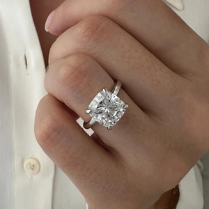 Bague de fiançailles solitaire en diamant de laboratoire taille coussin de 4 carats, ajustement parfait, or blanc 14K 18K, platine, bague de mariée - Product Image 5