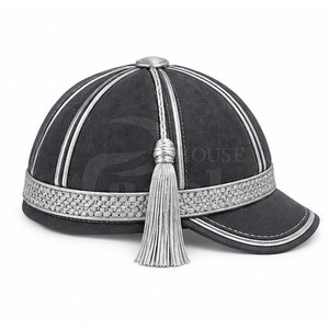 Chapeau d'honneur cérémoniel traditionnel avec bordure couronnée et longue frange, conception d'uniforme de présentation personnalisée - Product Image 4