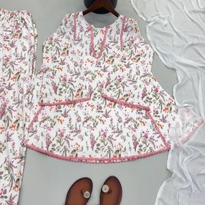 ชุดเสื้อผ้าลินินลายดอกไม้สำหรับผู้หญิง ชุดสามชิ้นแบบ Anarkali Kurti Salwar Kameez ทรงหลวมสำหรับงานปาร์ตี้ - Product Image 4