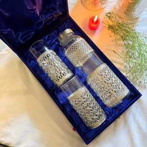 Custom <b>Vintage</b> <b>Glass</b> Water <b>Bottle</b> With Lid For Drinking Home Kitchen Office And Outdoor Use - Product Image 1