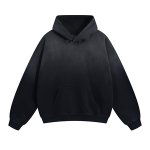 Sudadera negra extragrande minimalista, silueta limpia, tela suave, esencial para el día a día, estilo moderno de streetwear, comodidad relajada. - Product Image 1
