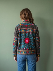 Veste brodée de fleurs pour femmes avec motifs de vigne colorés - Product Image 4